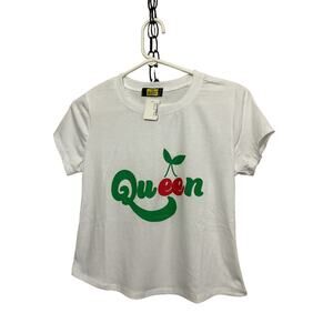 NWT Love Highlight “Queen” 🍒Tee Size Small